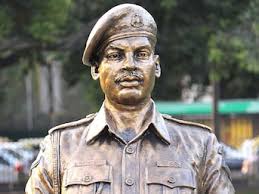 अल्बर्ट एक्का की प्रतिमा को तोड़ने का मामला उग्र रूप लेता जा रहा है