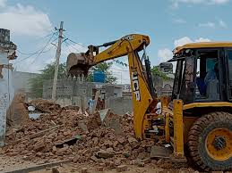 रिम्स परिसर को अतिक्रमण मुक्त कराने का अभियान लगातार जारी