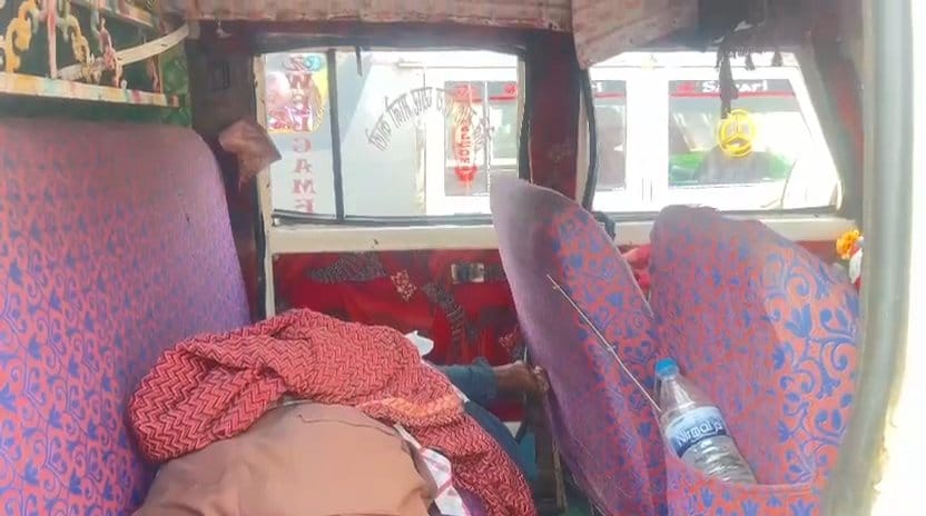 चुनाव ड्यूटी के दौरान कर्मचारी की मौत, सुविधाओं पर सवाल