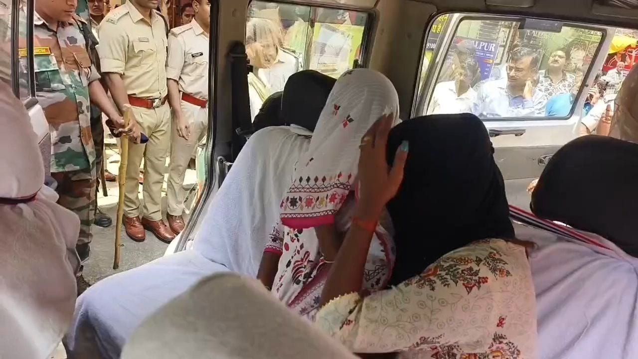 रांची में देह व्यापार के खिलाफ पुलिस की बड़ी कार्रवाई, कई थाना क्षेत्रों में एक साथ छापेमारी