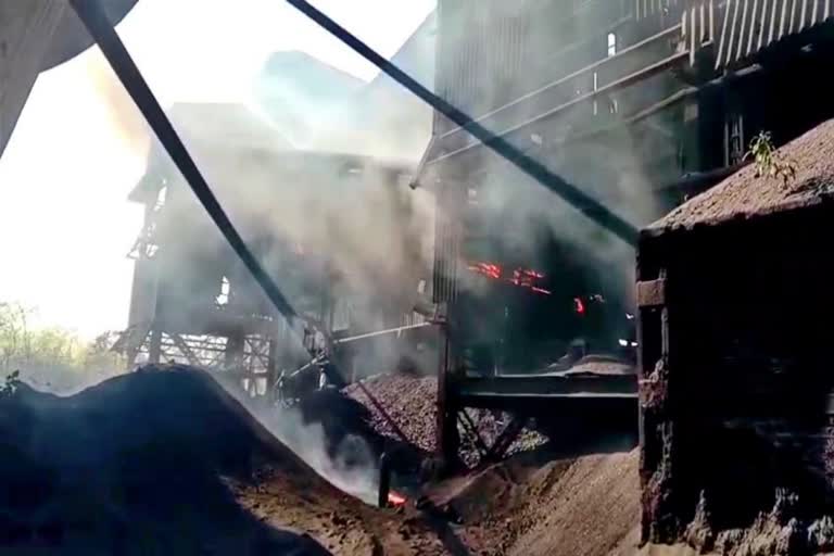 बोकारो CCL वाशरी में भीषण आग