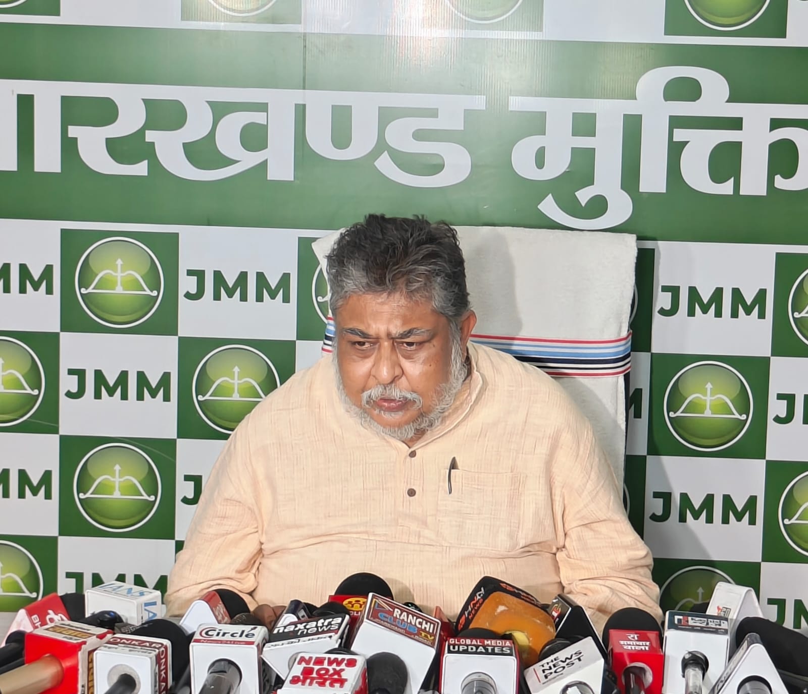 रांची: केंद्र की नीतियों पर JMM का हमला, गैस-पेट्रोल कीमतों को लेकर साधा निशाना